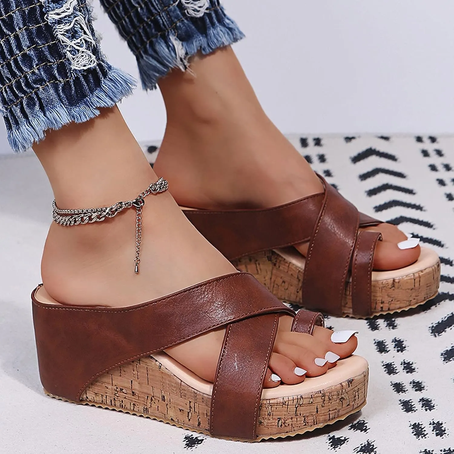 Eduavar Wedge Sandals for Women, Sandals Women Dressy Summer Ankle Strap Buckle Sandals Closed Toe Wedge Sandals