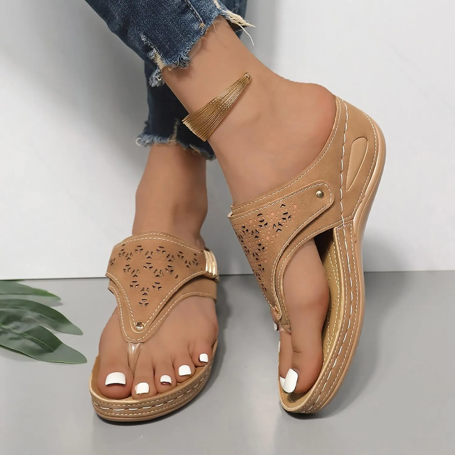 Sandals for Women Womens Arch Support Flip Flops Beach Sandals for Woman Comfortable Summer Beach Thong Sandals