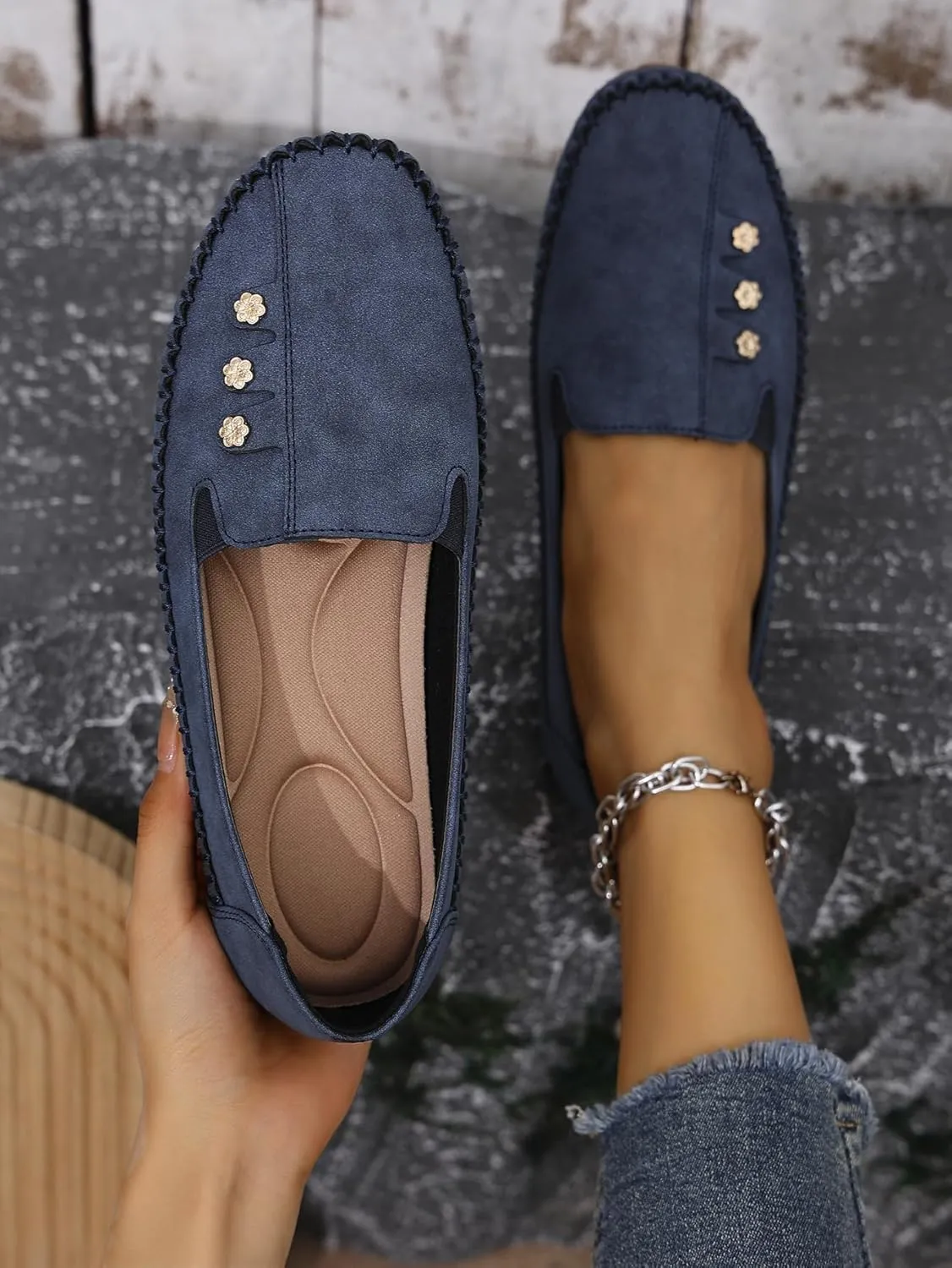 Women Loafers Comfortable Shoes Casual Slip on Flats for Walking Driving Business Light Weight Casual Slip-On Dress Shoes